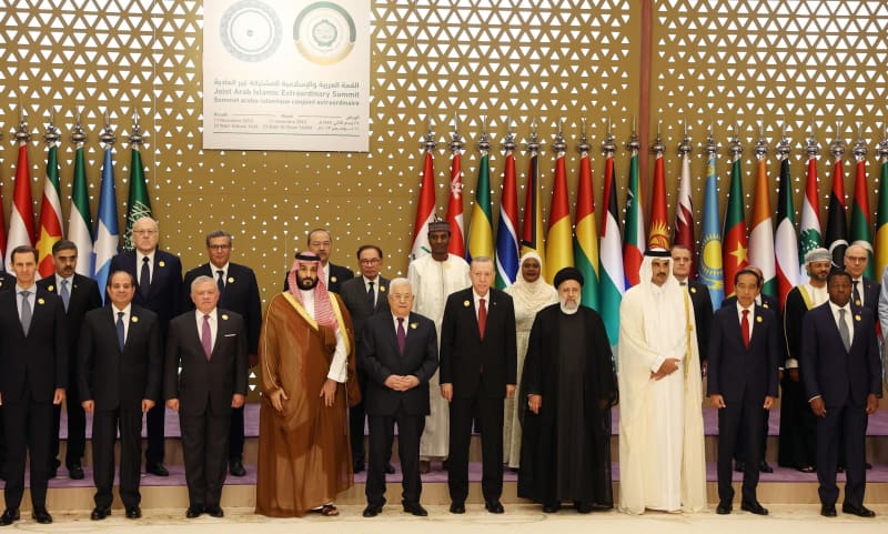 イスラム首脳がガザ情勢協議　イラン大統領、サウジ訪問