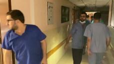 イスラエル軍、避難者多数拘束か　シファ病院幹部が院内状況