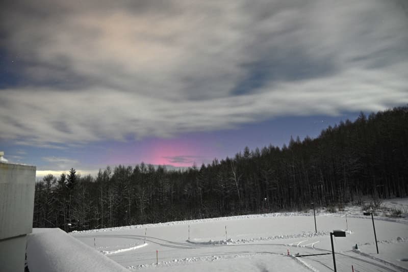 オーロラ、北海道各地で観測　夜空を赤く染める様子撮影