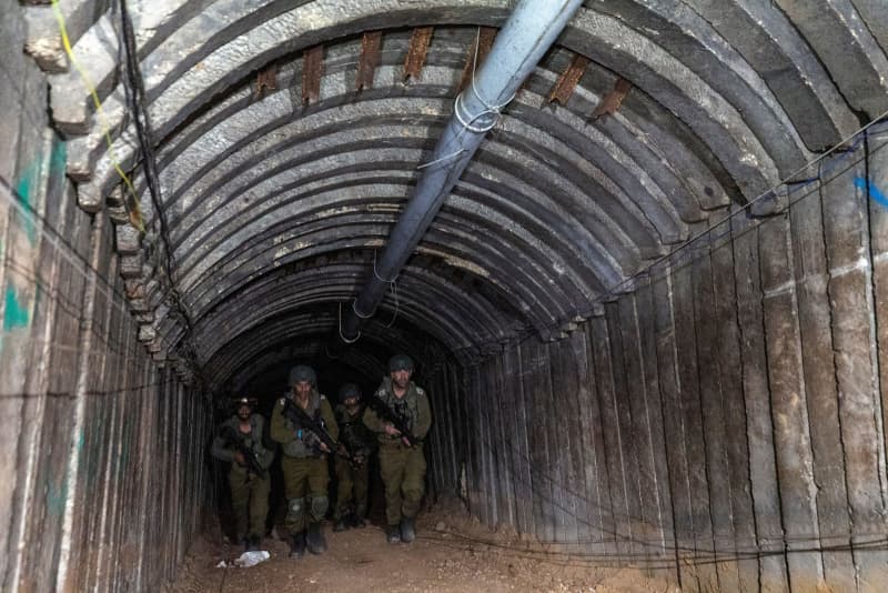 ガザ、4キロのトンネル発見　イスラエル軍、戦果誇示