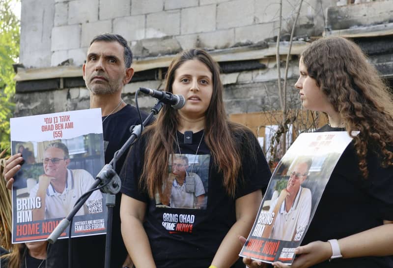襲撃受けたキブツで人質奪還訴え　イスラエルの人質家族会