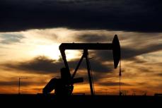 NY原油、3日続落　年間では10％超下落