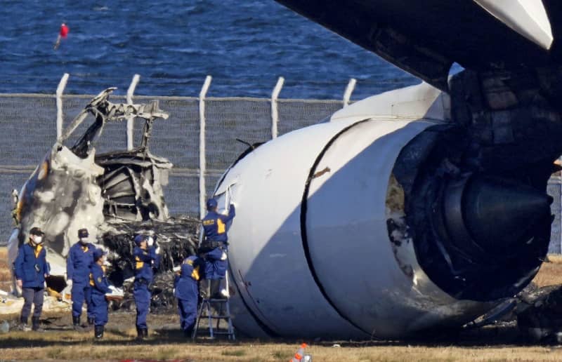 海保機「いきなり後ろが燃えた」　生存の機長、警視庁に説明