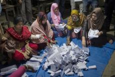 バングラ総選挙、与党勝利　強権批判の野党ボイコット