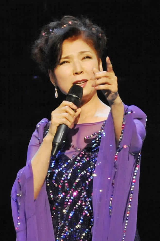 「演歌の女王」八代亜紀さん死去　73歳、「舟唄」「雨の慕情」