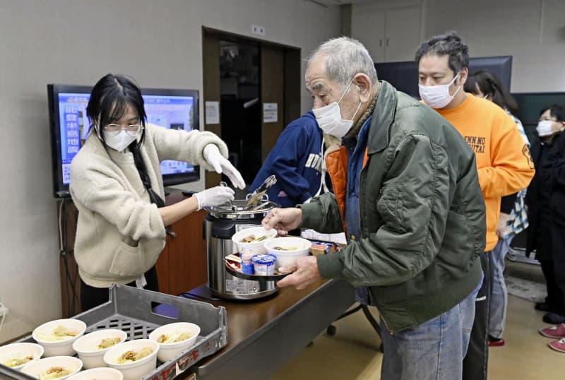 2次避難、1万人分確保へ　政府、災害関連死を防止