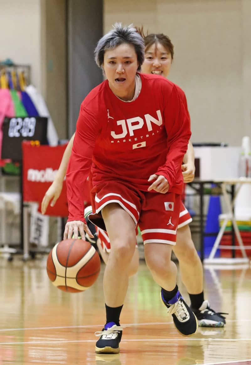 36歳吉田や馬瓜エらが汗　バスケ女子、五輪予選へ合宿公開