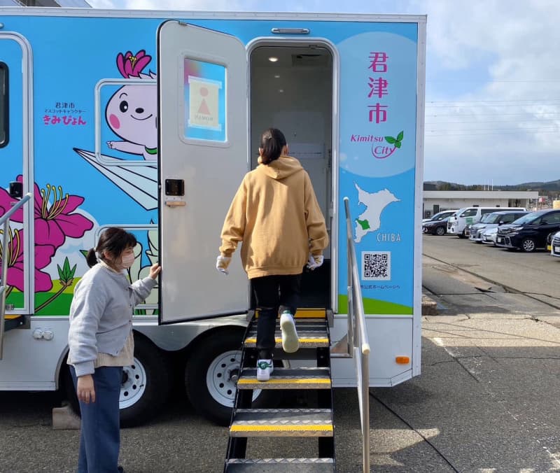 水洗トイレ車、各地が被災地派遣　能登半島地震、関連死予防も