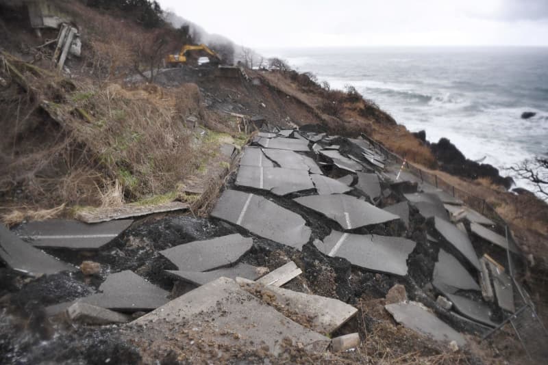 能登地震、死者232人に　輪島朝市捜索で10人発見