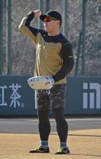 巨人・浅野、1番センターで勝負　イチローさんとも練習