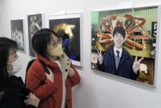 関西スポーツ紙写真展が開幕　57点の力作展示、大阪・心斎橋