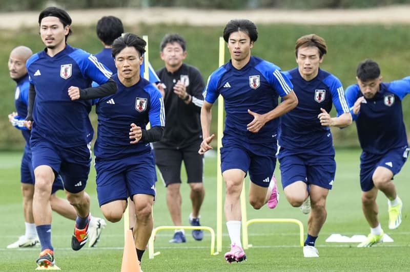 日本、31日にバーレーン戦　アジア杯サッカー、三笘らが練習