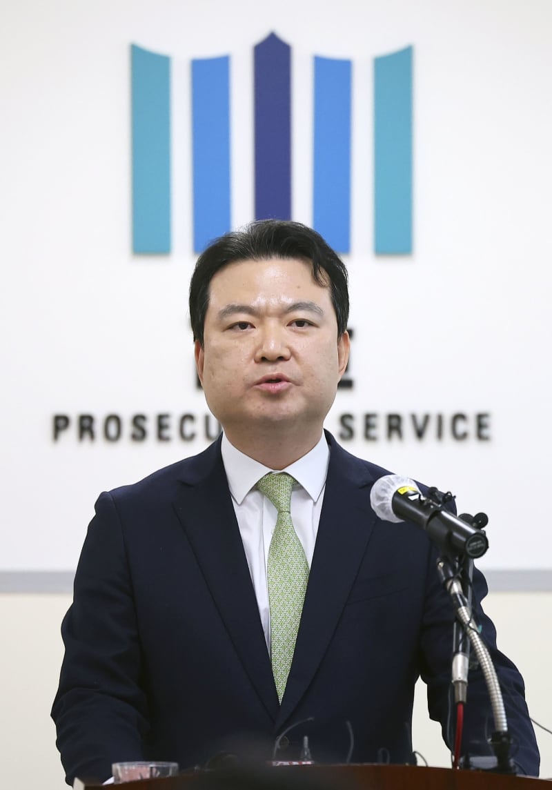 韓国野党の李代表襲った男起訴　検察「政治テロ」