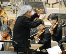 松本市長「計り知れない喪失」　小澤征爾氏の音楽祭開催地