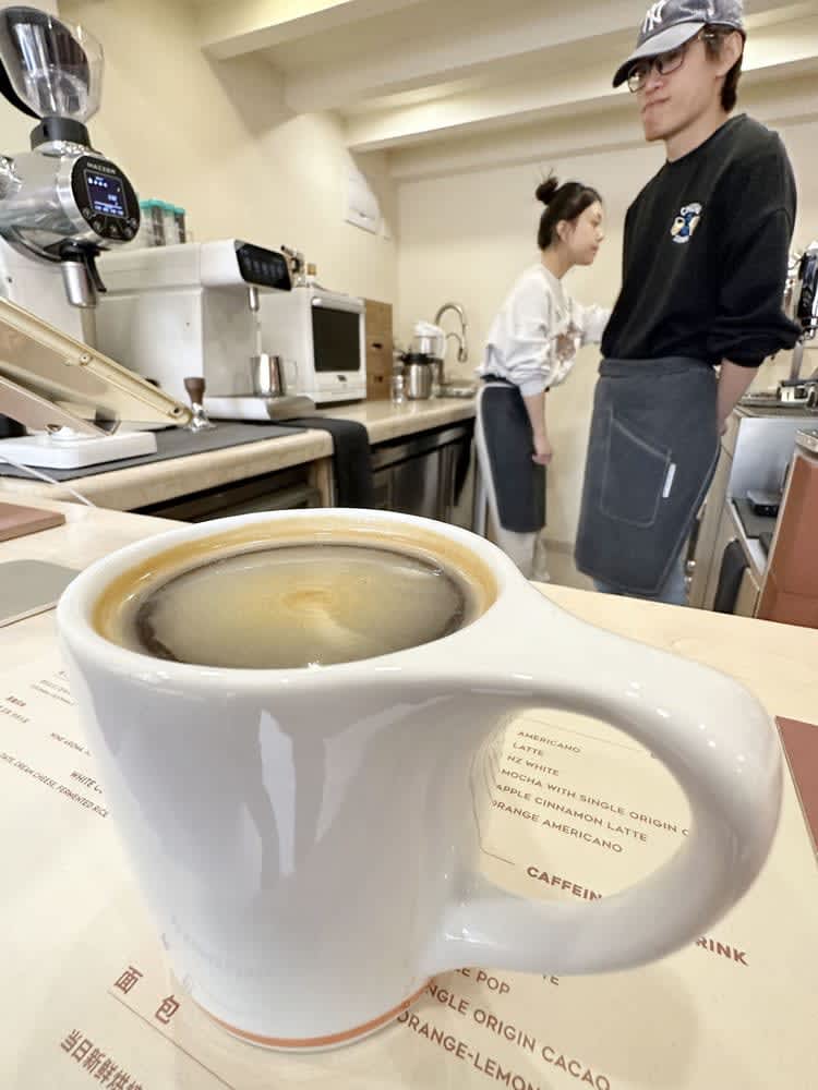 スタバだけで千店超でもカフェ次々オープン　脱サラや失職の若者ら「自分らしく」、上海