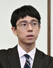 一力、3連覇にあと1勝　囲碁の棋聖戦第5局