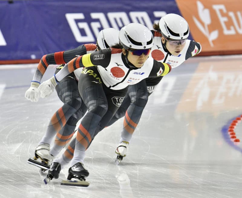 女子団体追い抜きで日本が3位　男子500mはメダルなし