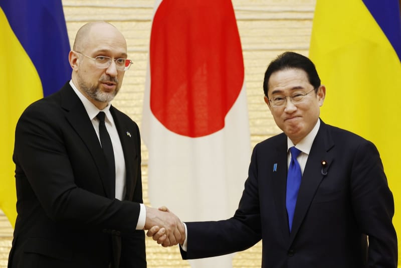 永続的な平和実現へ協力　日本とウクライナ、首相会談