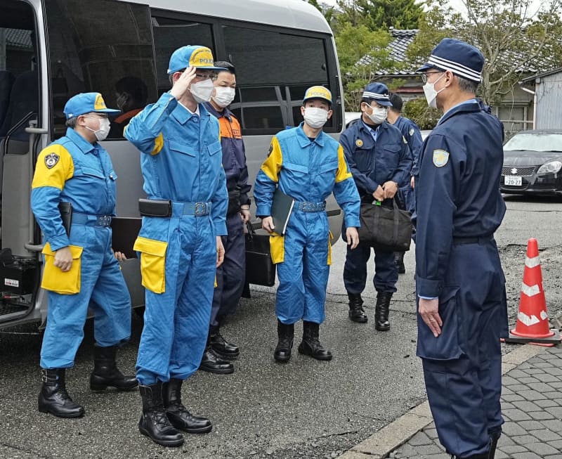 警察庁長官が能登被災地を視察　石川・輪島署を訪問