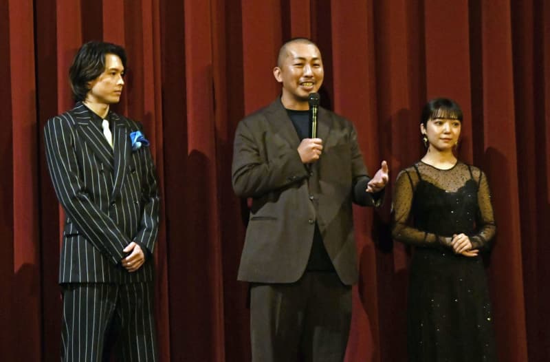 笑いと拍手に三宅監督ら手応え　ベルリン国際映画祭