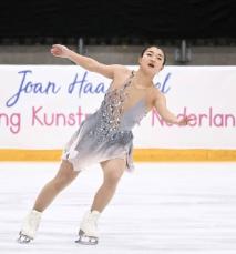 坂本花織SP2位、青木祐奈首位　フィギュアのチャレンジ杯