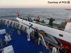 中国の放水砲で比補給船4人軽傷　南シナ海で妨害激化