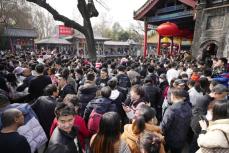 中国の春節移動84億人　1.8倍、政府予測は下回る