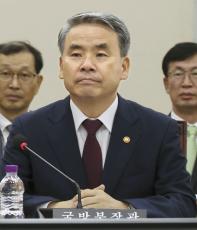 捜査中の韓国前国防相が出国　大使赴任は「逃避」と野党批判