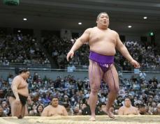 尊富士が全勝、大の里1敗維持　琴ノ若、貴景勝ら2敗で追走