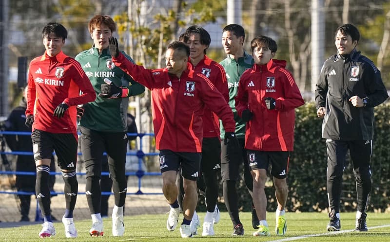 サッカー日本、北朝鮮戦へ始動　21、26日にW杯2次予選