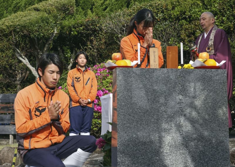 くじらの博物館で供養祭　和歌山・太地町