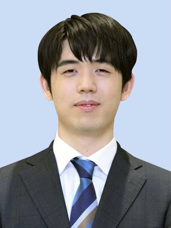 藤井、名人防衛へ白星発進　将棋のタイトル戦16連勝