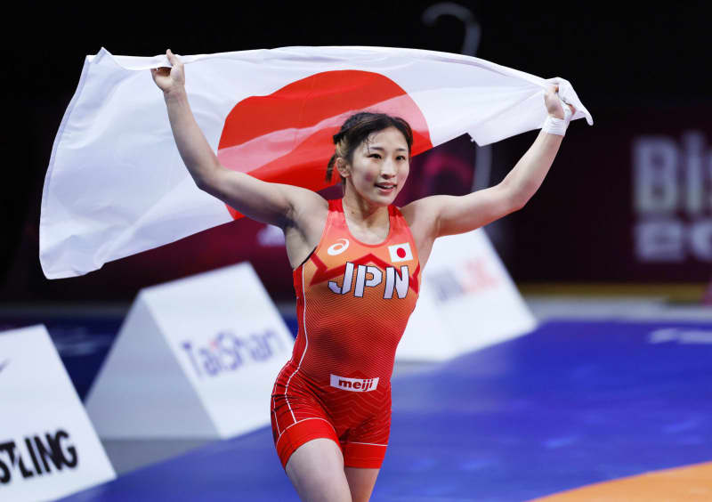 レスリング須崎、尾崎が優勝　アジア選手権で五輪代表