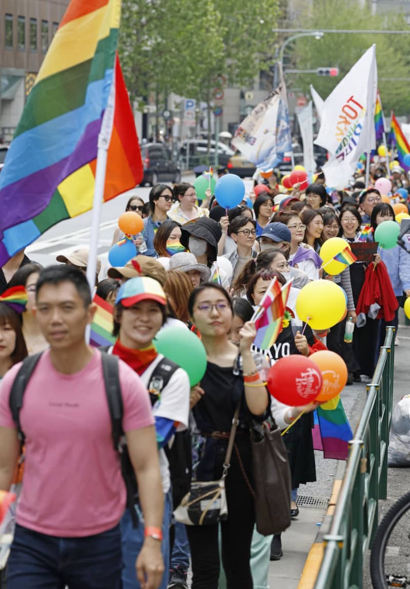 虹色の行進、多様な性発信30年　東京・渋谷周辺、1万5000人