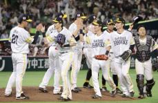 ソフトバンクが平均年俸トップ　プロ野球選手会の調査