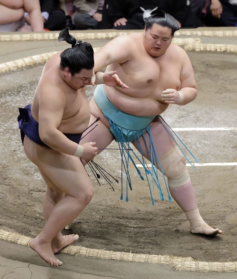 琴桜が2勝目、豊昇龍は初白星　かど番の霧島は黒星先行