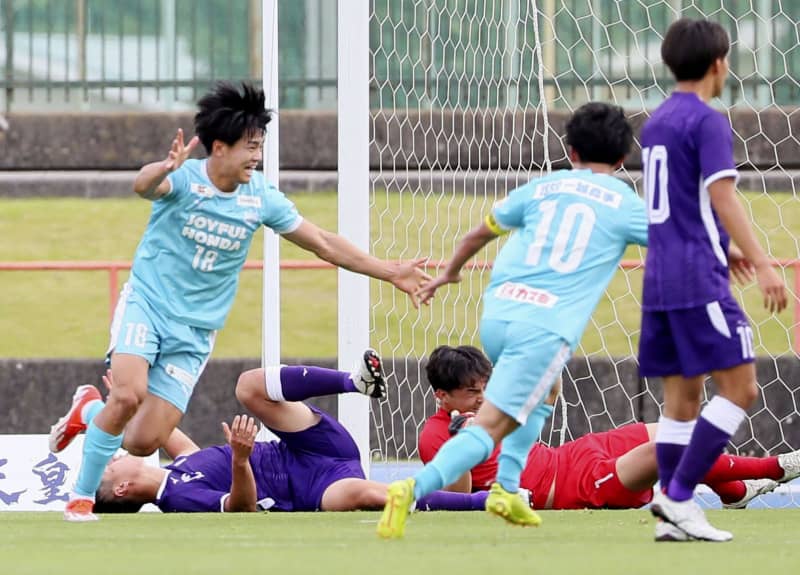 天皇杯、筑波大が明大に競り勝つ　サッカー、1回戦16試合