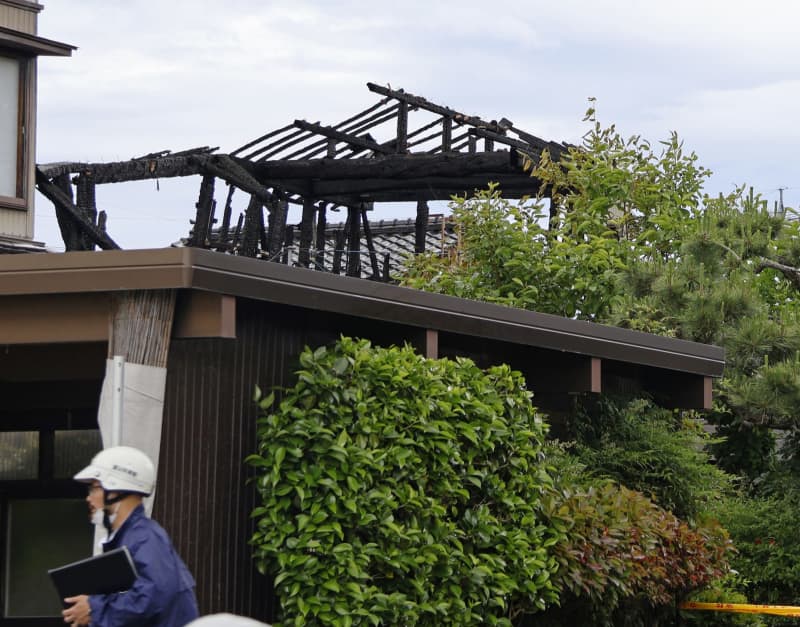 住宅火災、2遺体発見　住民と連絡取れず、富山
