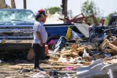 竜巻、暴風の死者22人に　米南部、ケンタッキー州など