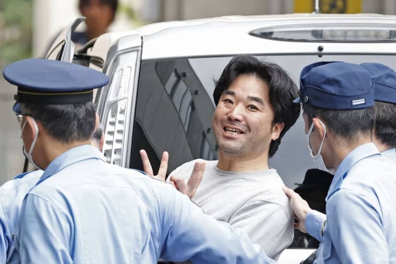 つばさの党や代表ら3人を告発　違法寄付疑い、神戸学院大教授