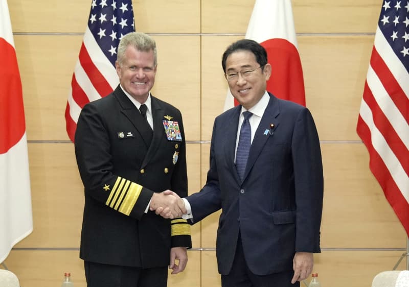 首相、日米が地域の平和に責任　米インド太平洋軍新司令官と面会