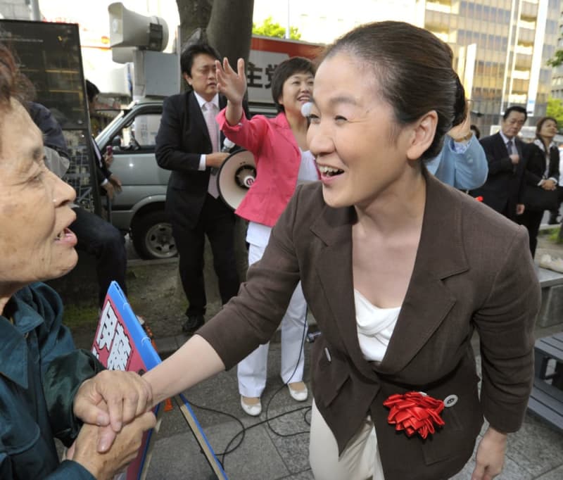 ＜あのころ＞ヤワラちゃん街頭デビュー　14年前の5月30日