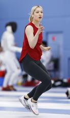 フェンシング日本代表が練習公開　江村美咲「出し切りたい」