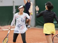 女子複、柴原組が2回戦進出　全仏オープンテニス第7日