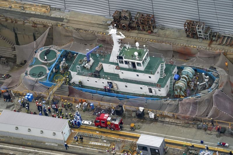 大阪の造船所で爆発、7人けが　西成区、全員意識あり
