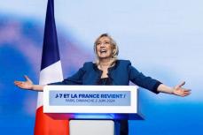 欧州議会選、仏は極右がリード　最終投票日、世論調査で大差
