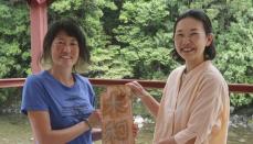 奈良の山奥、過疎の村「空き家に明かりを」　移住の女性2人組、所有者の思い生かす