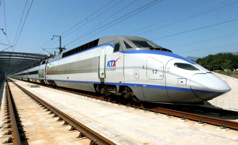 韓国、初の高速鉄道輸出　KTX、ウズベキスタンへ