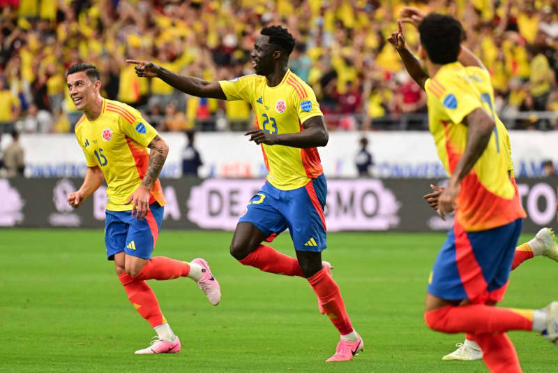 コロンビアが準々決勝へ　サッカー南米選手権