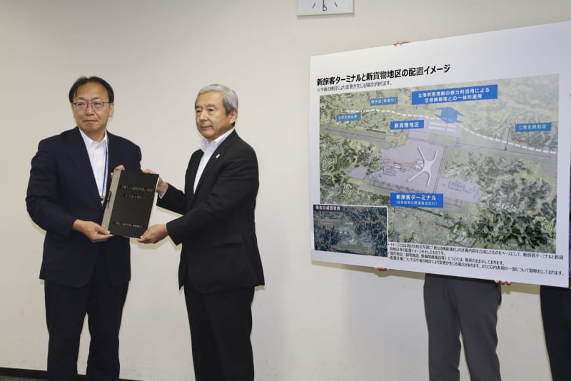 成田、国に新ターミナル構想報告　貨物施設整備も
